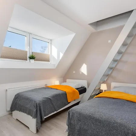Dueren Fp24: Monteure Aufgepasst! Holiday home