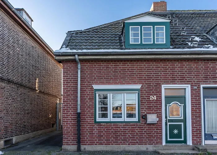 Dueren Fp24: Monteure Aufgepasst! بيت للعطل *