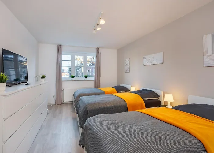 Dueren Fp24: Monteure Aufgepasst! بيت للعطل