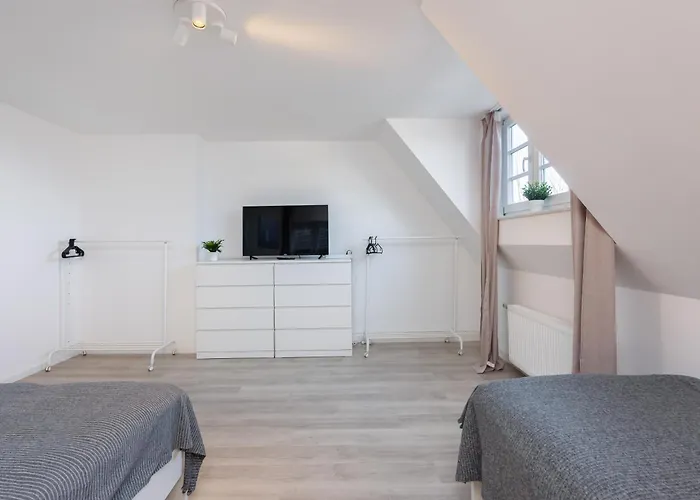 Dueren Fp24: Monteure Aufgepasst! بيت للعطل *